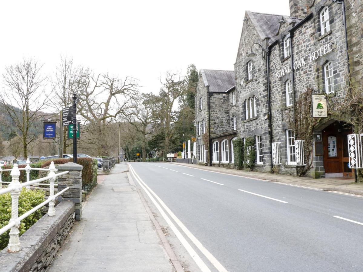 Min Y Don Villa Colwyn Bay Exterior photo